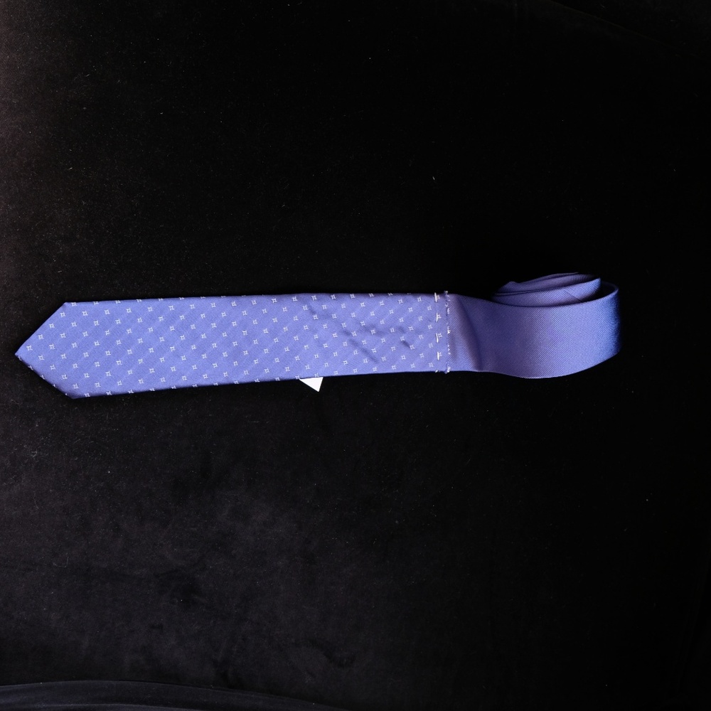 NWT U-NI-TY tie - Picture 3 of 7